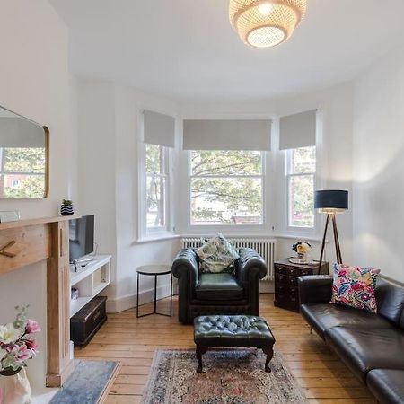 The Oval Abode Apartamento Londres Exterior foto